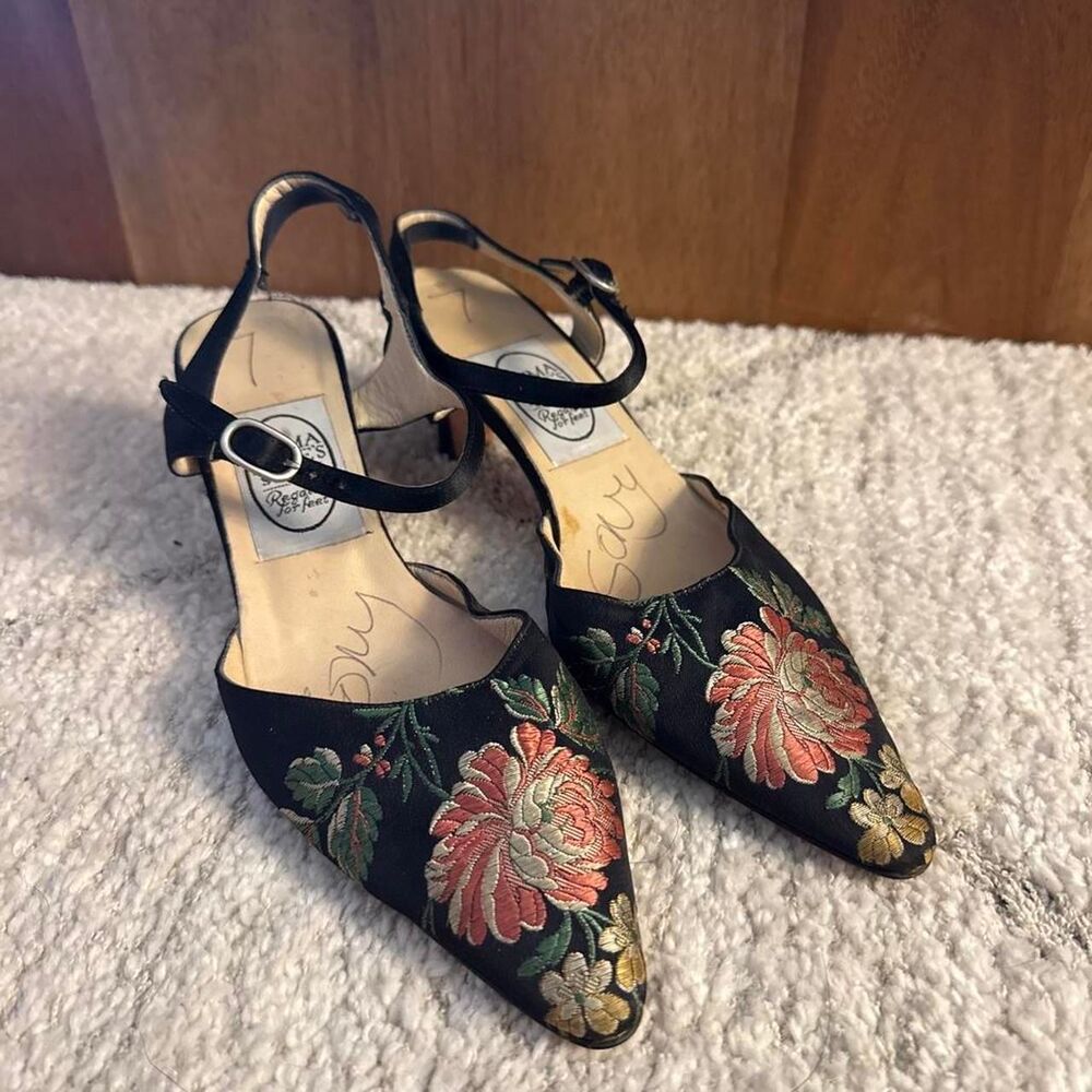 Emma-hope Women's Black and Navy Footwear